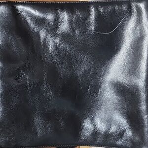 Monsac Black Leather Shoulder Bag with Timeless Design